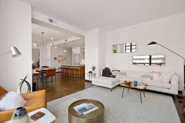 Building Photo - 201 S 11th St