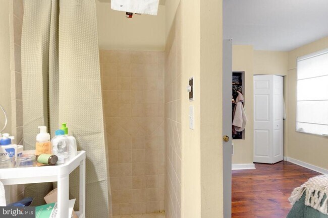 Building Photo - 1310 E Susquehanna Ave