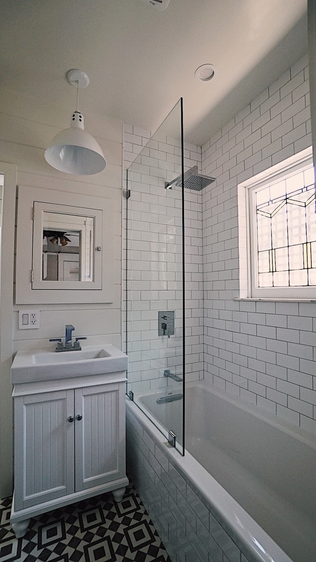 Building Photo - 1764 Rodney Dr