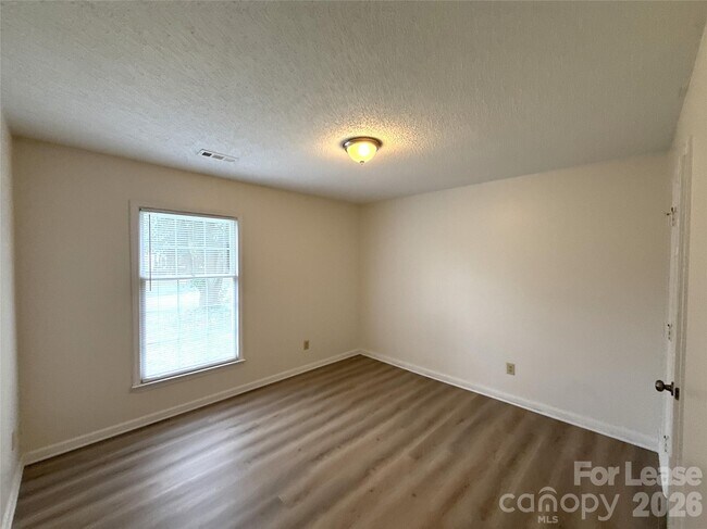 Building Photo - 13500 Stephendale Dr