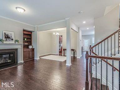 Building Photo - 671 Sunset Park Dr