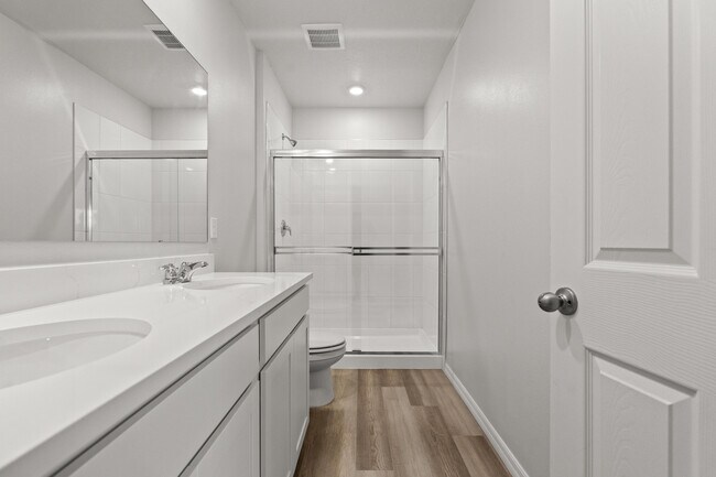 Building Photo - 12869 SW Forli Wy