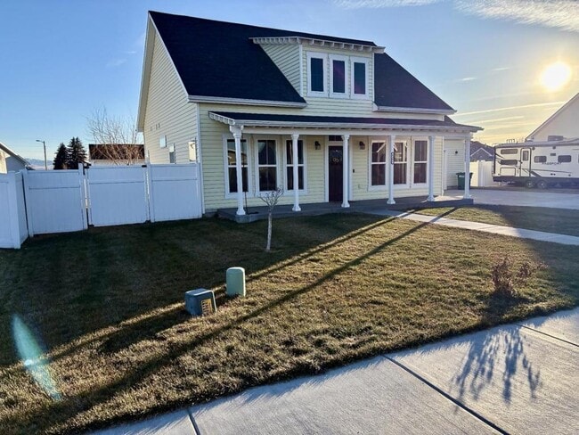 Building Photo - 4392 Booner St