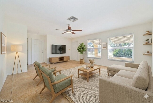 Building Photo - 759 96th Ave N