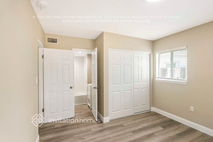 Building Photo - 9163 93rd St N