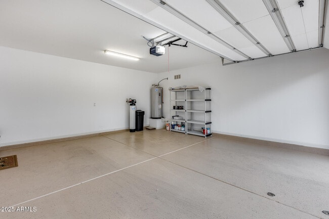 Building Photo - 6853 E Posada Cir