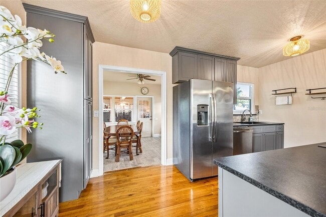 Building Photo - 2709 Upton St S