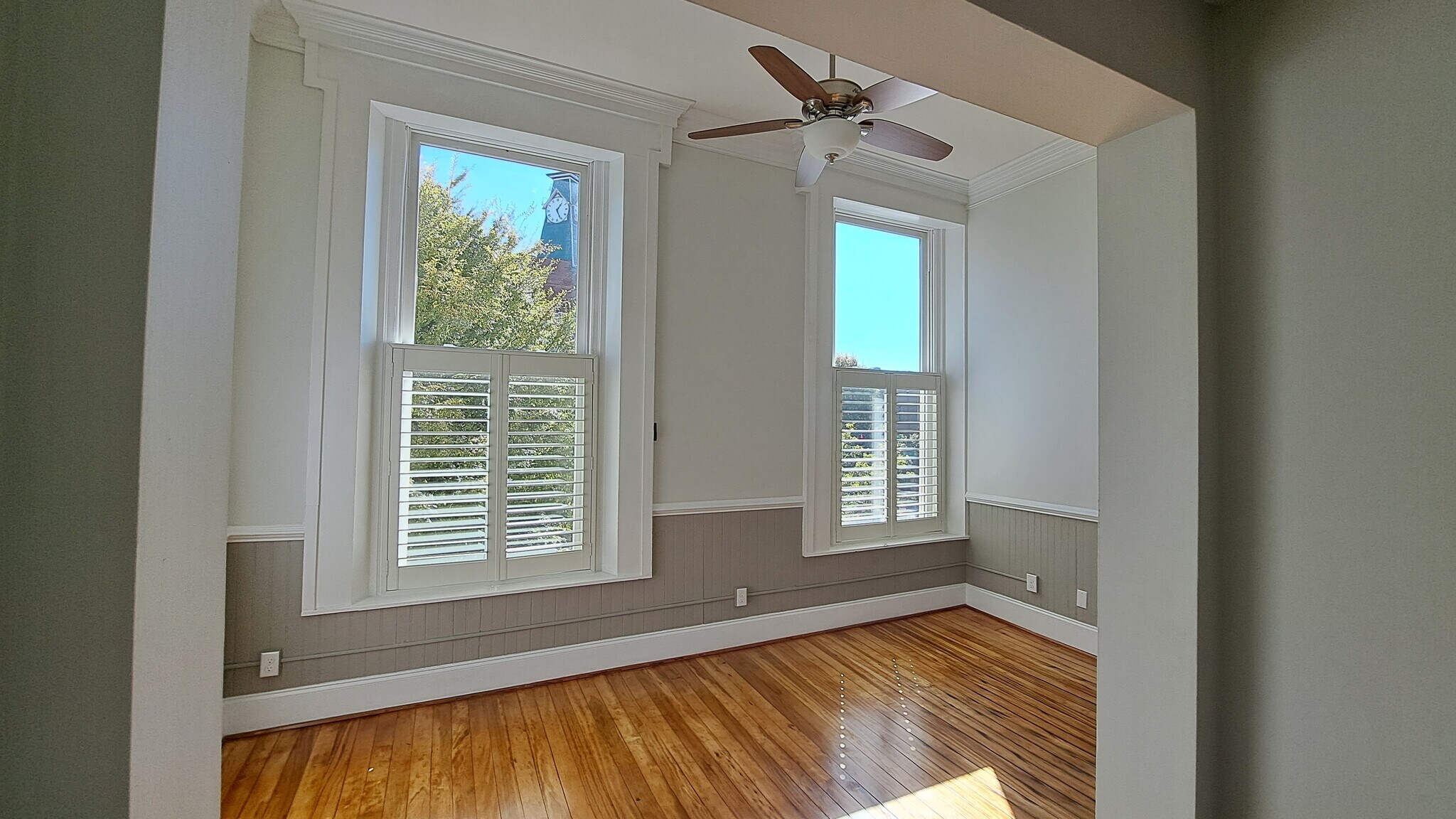 Bedroom - 101 E Broad St