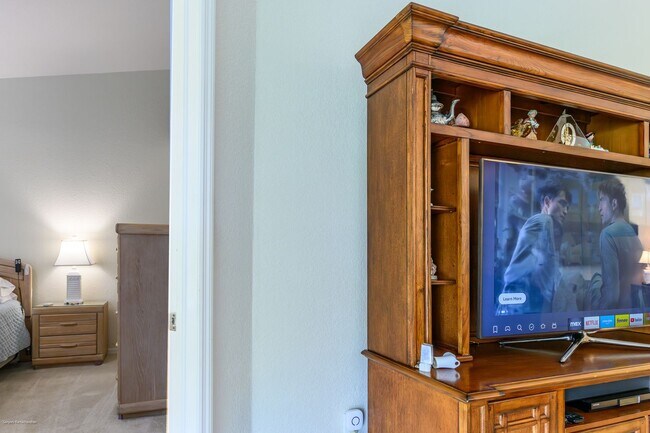 Building Photo - Turnkey Furnished Seasonal Rental – 2 Bedroom, 2 Bath in Burnt Store Marina