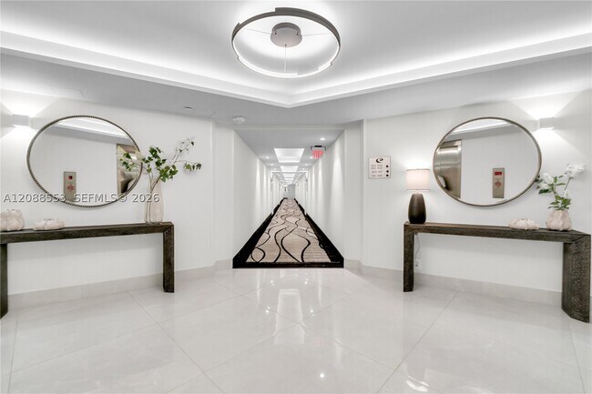 Building Photo - 3180 S Ocean Dr