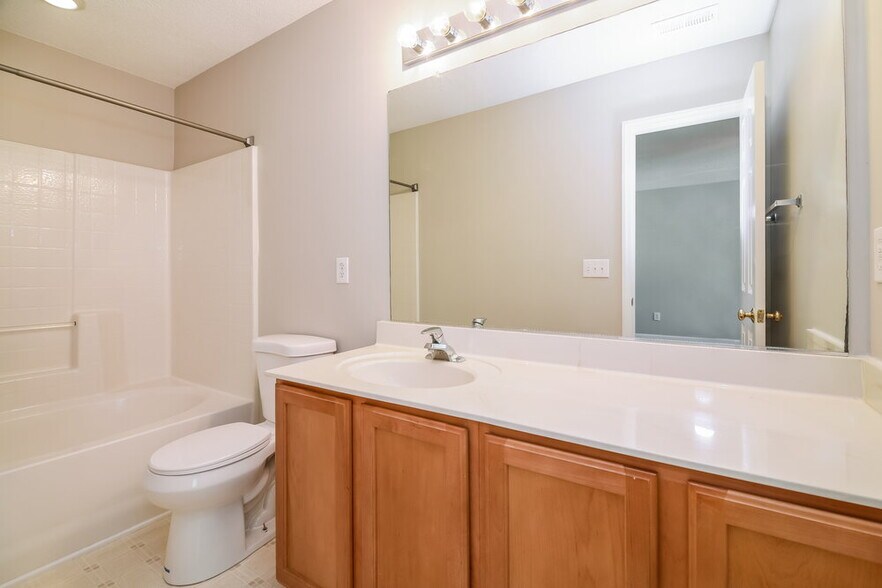 Building Photo - 4904 Tommans Trail