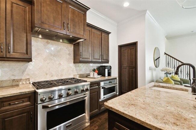 Building Photo - 134 Chesapeake Ave