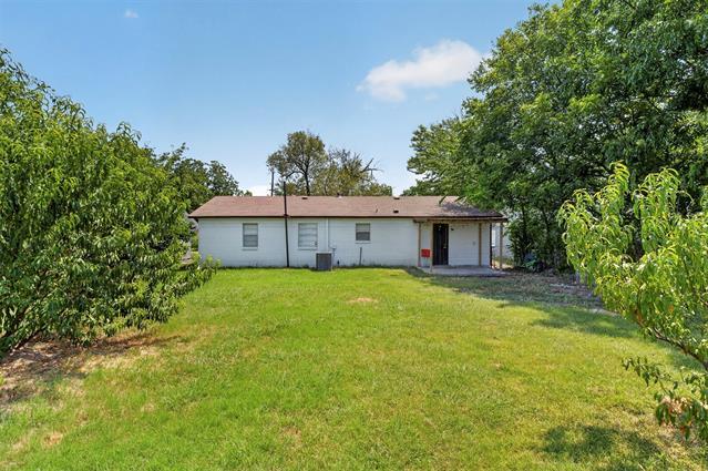 Building Photo - 909 Rosewood Hills Dr
