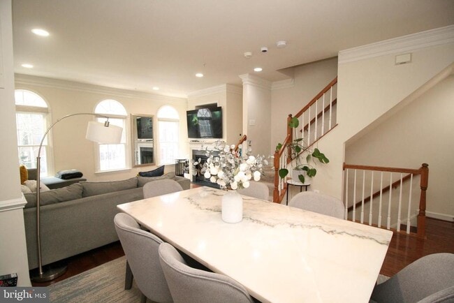 Building Photo - 326 Casey Ln