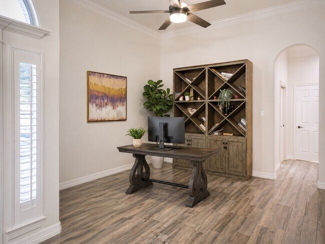 Building Photo - 1129 Castle Path