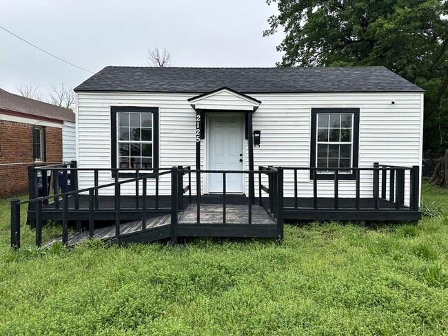 Primary Photo - 2bed/2bath Home Available in OKC!