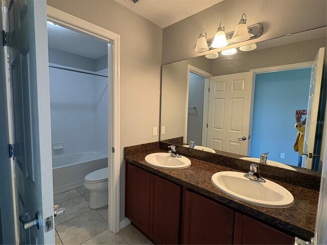 Building Photo - 2237 Cypress Lake Pl