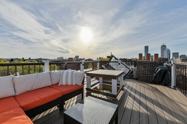 Building Photo - 23 Worcester Sq