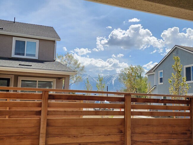 Building Photo - New Townhome in Minden for Rent