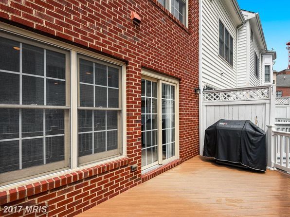 Building Photo - 8507 Cameron St