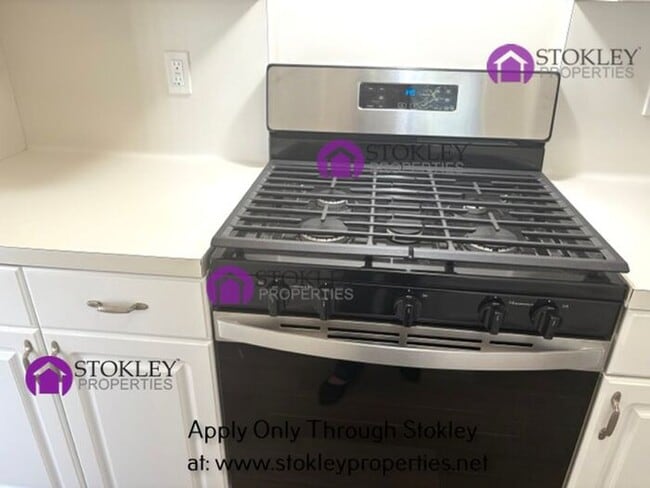 Building Photo - Stokley Properties Presents 228 Belva Ln i...