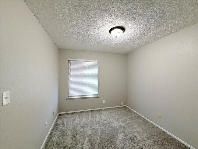 Building Photo - 9626 Covey Ridge Ln