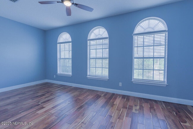 Building Photo - 4422 Capital Dome Dr