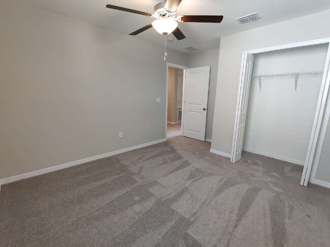 Building Photo - 7115 Samuel Ivy Dr