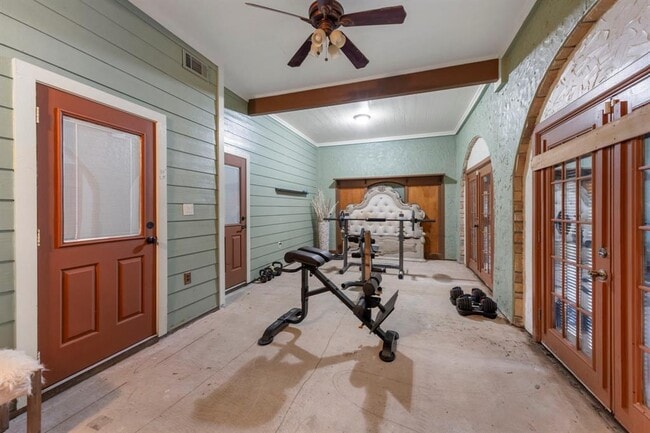 Building Photo - 14335 Hillshire Dr