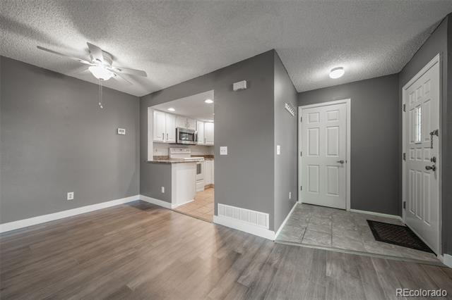 Building Photo - 12645 E Pacific Cir