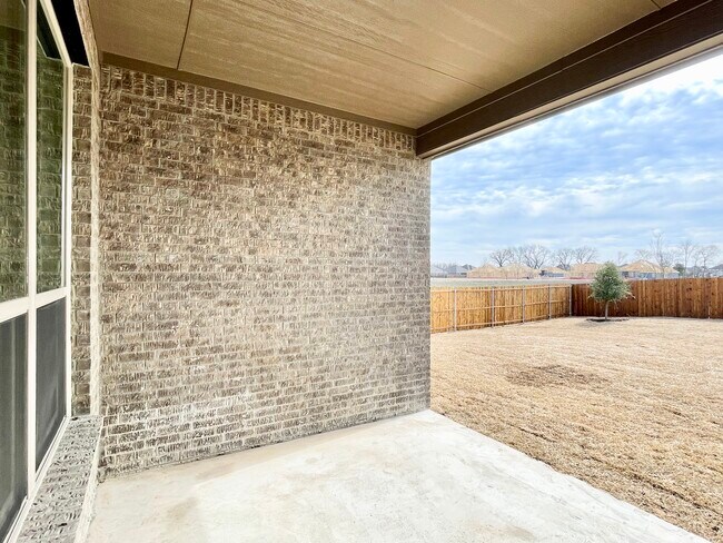 Building Photo - 2914 Bobcat Dr
