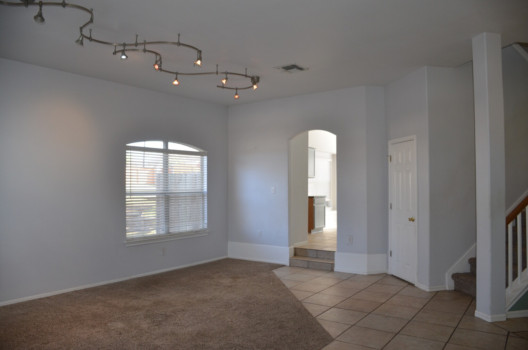 Building Photo - 9142 Maggie Ct