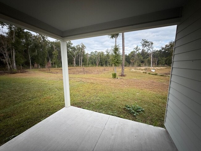 Building Photo - 4 Bedroom 2 Bath Close to Hospitals and Shopping