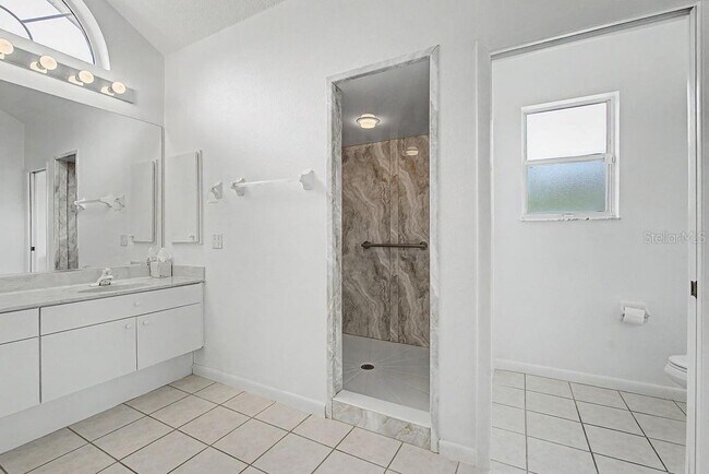 Building Photo - 20811 SW 81st Loop
