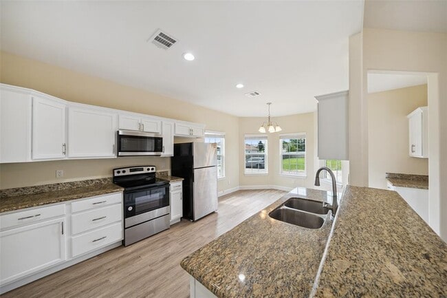 Building Photo - 14107 Overstreet Dr