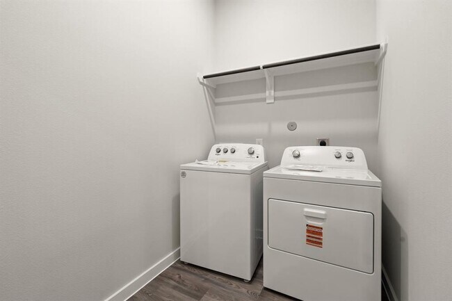 Building Photo - 21110 Staked Plains Dr