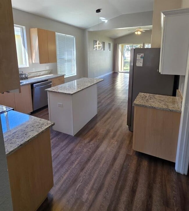 Building Photo - 13527 Misarden Ln