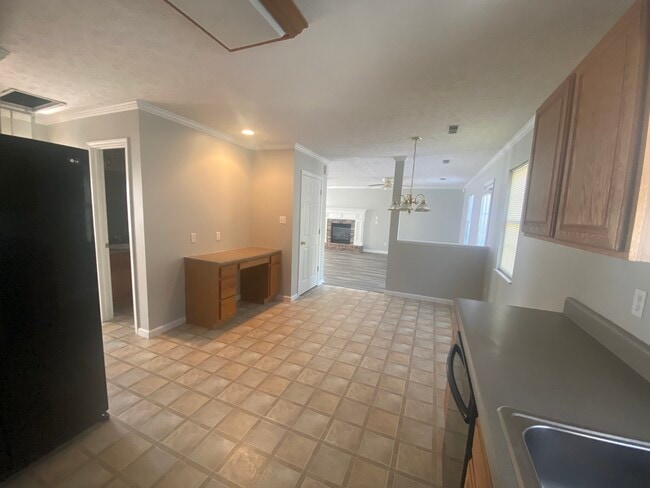 Building Photo - 8206 Gamblers Choice Tr