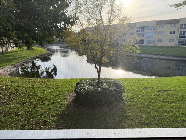 Primary Photo - 6051 NW 61st Ave