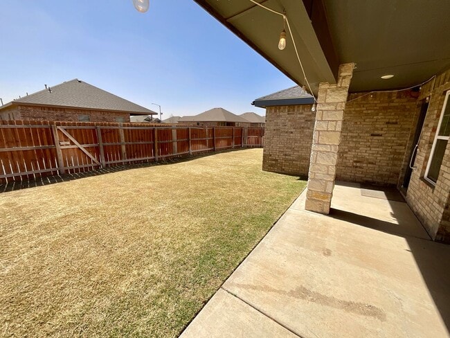 Building Photo - 4 Bed 3 bath 3 Car-Garage-Solar Panels-Move In Ready! Frenship ISD