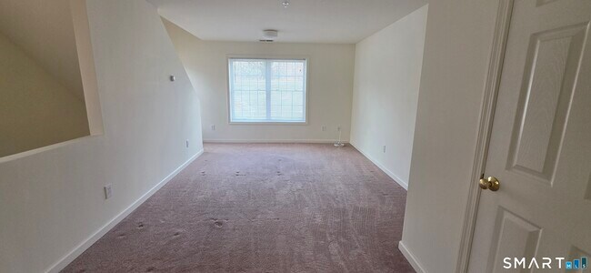 Building Photo - 20 Orchard St