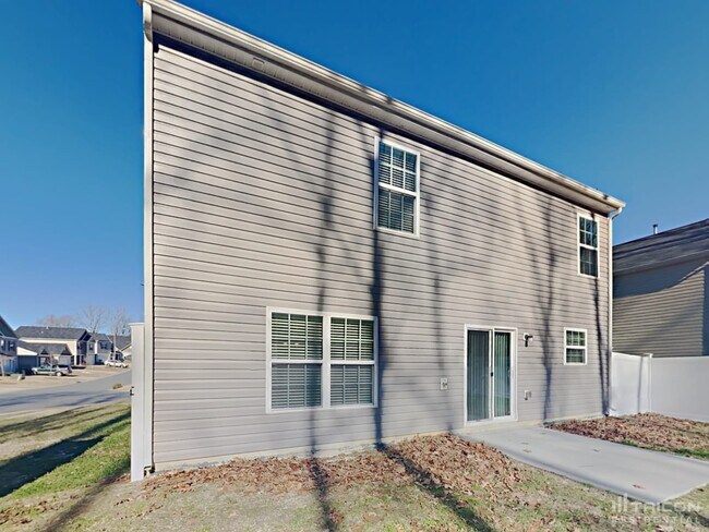 Building Photo - 1081 Hidden Meadow Rd