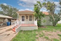 Building Photo - 722 Ralston Ave