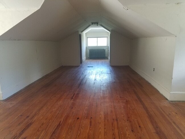 Building Photo - Andorra Single Rancher with walk-up storag...