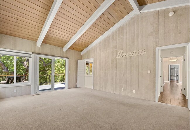 Building Photo - Rancho Alisal Drive