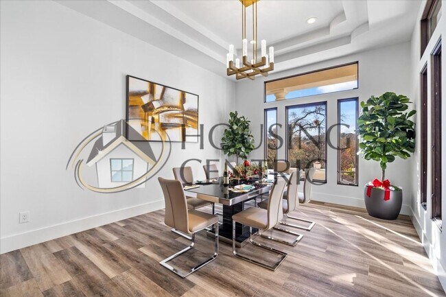 Building Photo - Breathtaking Luxury Custom Rental in Guard Gated Serrano Golf Community!!