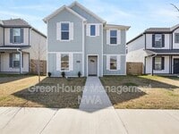 Building Photo - 4813 W Triangle St