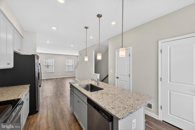 Building Photo - 63 Rolling Branch Dr