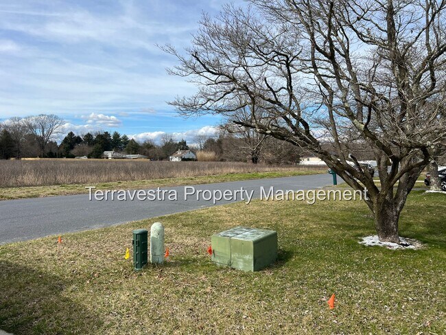 Building Photo - Rare Vineland 3 Bedroom Home. Eligible for...