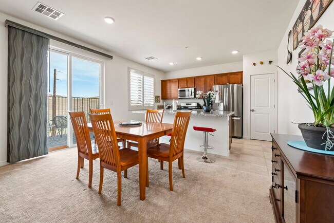 Building Photo - 4928 Black Falcon Way